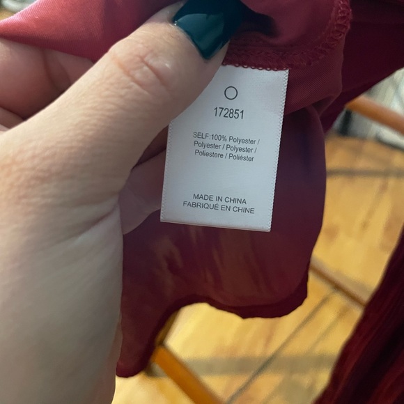 Dolan ruby red blouse - Picture 3 of 7